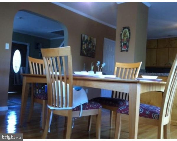 1209 W KINGS HWY, Mount Ephraim, NJ 08059
