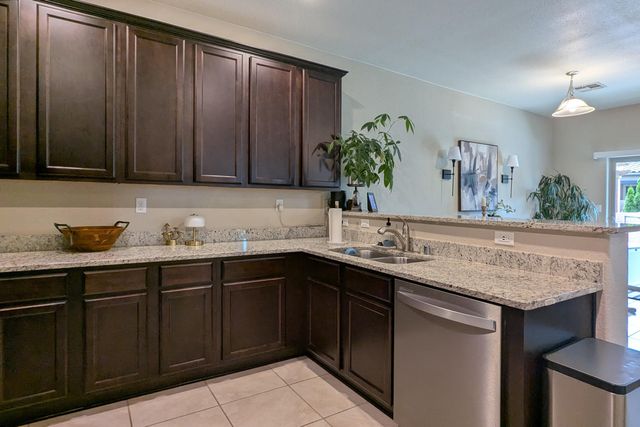 1636 Gulfstream Drive SE, Albuquerque, NM 87123