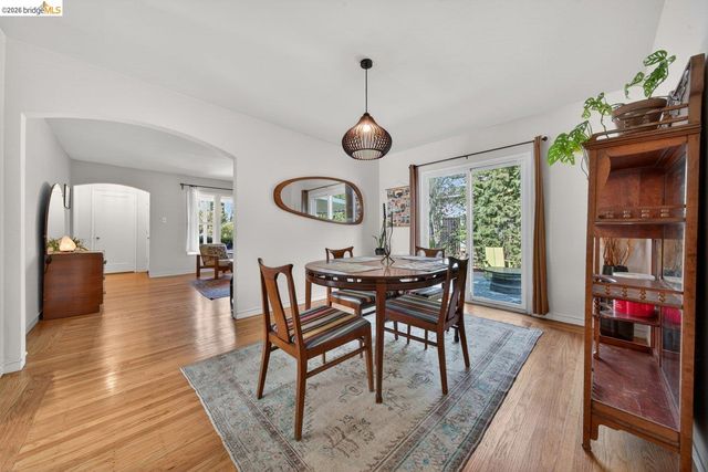 3734 McClelland St, Oakland, CA 94619