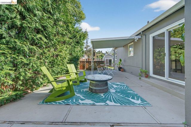 3734 McClelland St, Oakland, CA 94619