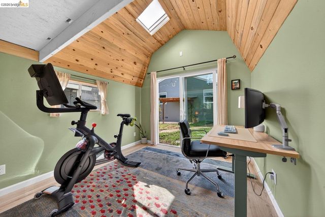 3734 McClelland St, Oakland, CA 94619