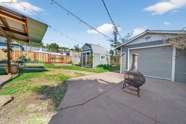 3734 McClelland St, Oakland, CA 94619