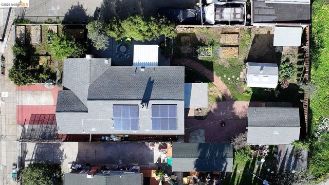 3734 McClelland St, Oakland, CA 94619