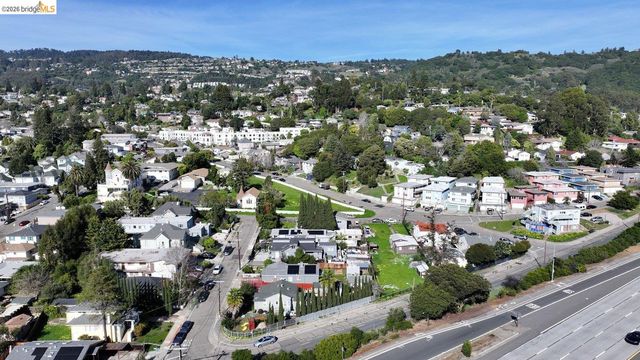 3734 McClelland St, Oakland, CA 94619