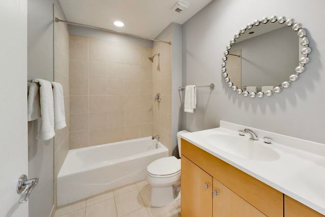 530 N LAKE SHORE Drive 1104, Chicago, IL 60611