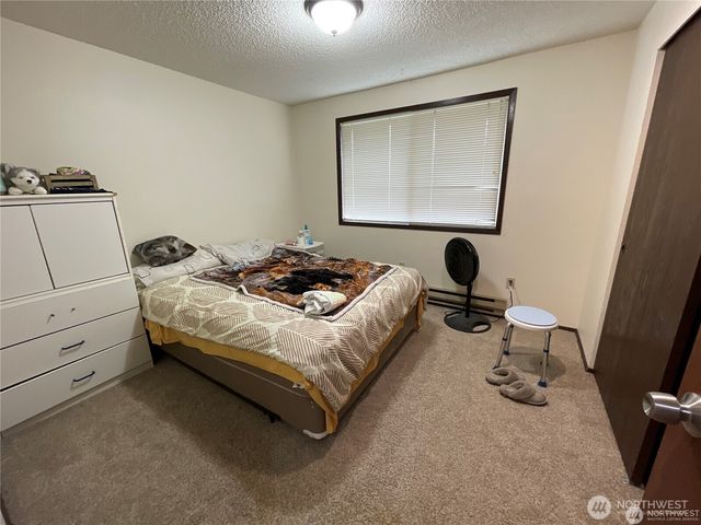 1206 Tule Lake Road S, Tacoma, WA 98444