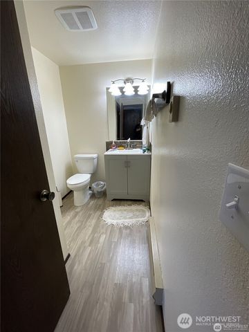1206 Tule Lake Road S, Tacoma, WA 98444