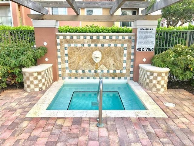 7864 Sonoma Springs Circle 104, Lake Worth, FL 33463