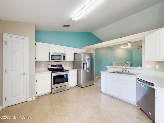 2084 FROGMORE Drive, Middleburg, FL 32068