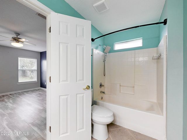 2084 FROGMORE Drive, Middleburg, FL 32068