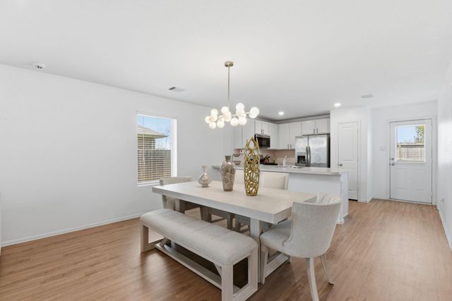 14427 Woodcott Warren Way, Pearland, TX 77545