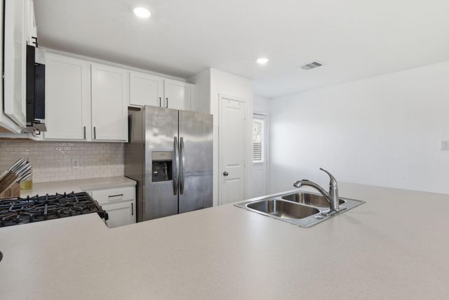 14427 Woodcott Warren Way, Pearland, TX 77545