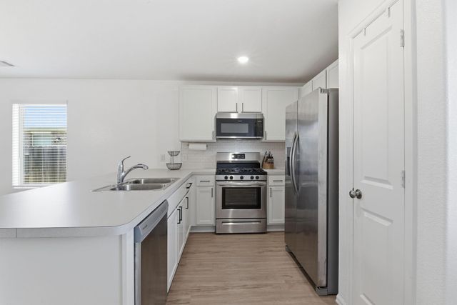 14427 Woodcott Warren Way, Pearland, TX 77545