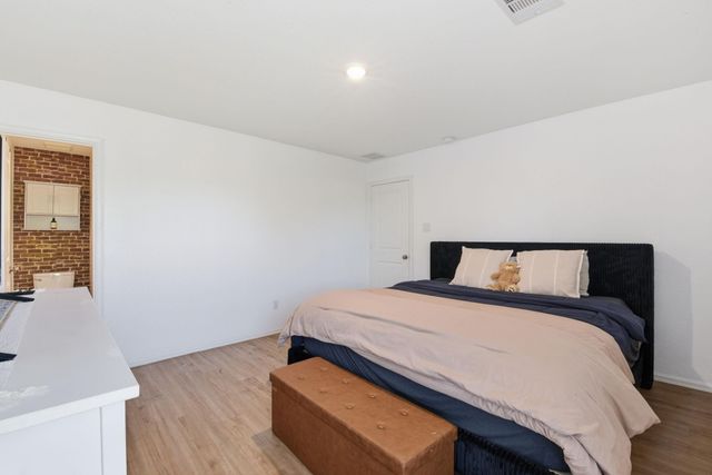 14427 Woodcott Warren Way, Pearland, TX 77545