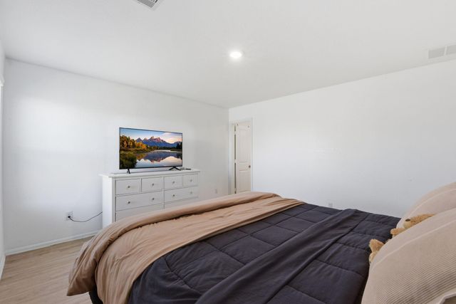 14427 Woodcott Warren Way, Pearland, TX 77545