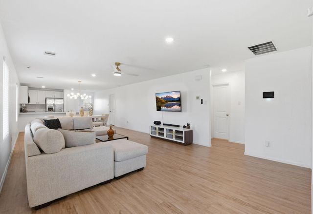 14427 Woodcott Warren Way, Pearland, TX 77545