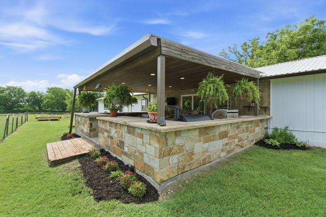 298 County Road 3940, Poolville, TX 76487