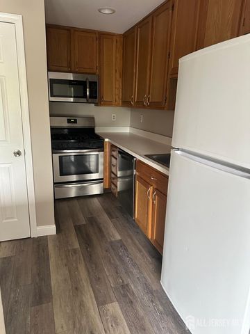 4516 Birchwood Court, North Brunswick, NJ 08902