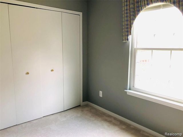 41419 Cornell Drive, Novi, MI 48377
