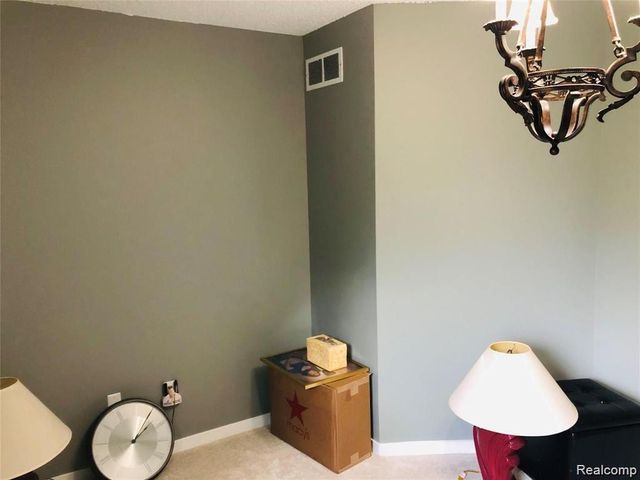 41419 Cornell Drive, Novi, MI 48377