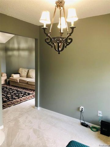 41419 Cornell Drive, Novi, MI 48377