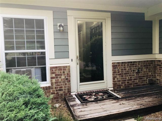 41419 Cornell Drive, Novi, MI 48377
