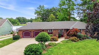 403 S Silver Top Lane, Raymore, MO 64083