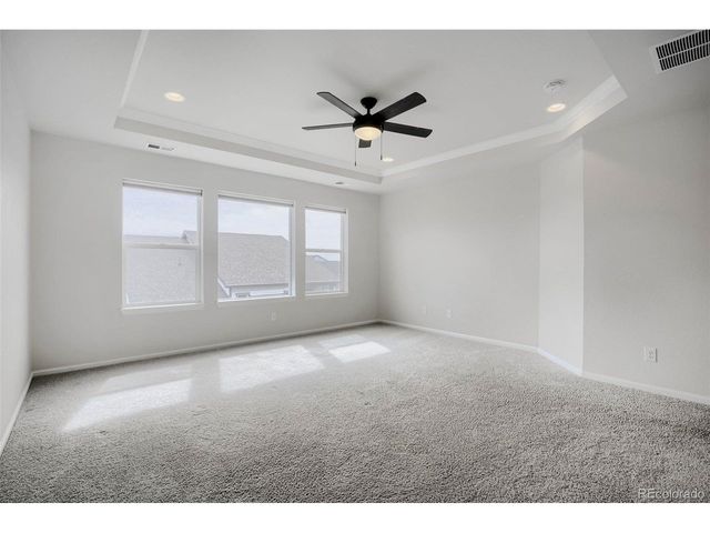 3444 Ralston Creek Dr, Loveland, CO 80538