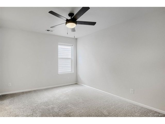 3444 Ralston Creek Dr, Loveland, CO 80538