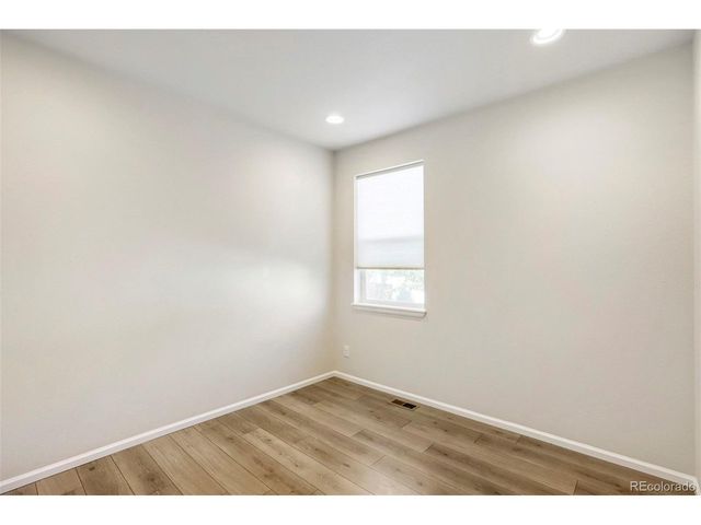3444 Ralston Creek Dr, Loveland, CO 80538