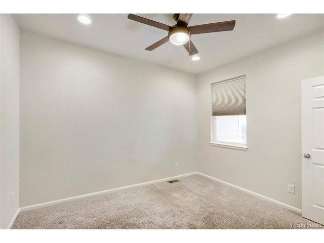 3444 Ralston Creek Dr, Loveland, CO 80538
