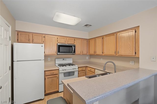 2140 Willowbury Drive C, Las Vegas, NV 89108