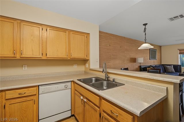 2140 Willowbury Drive C, Las Vegas, NV 89108