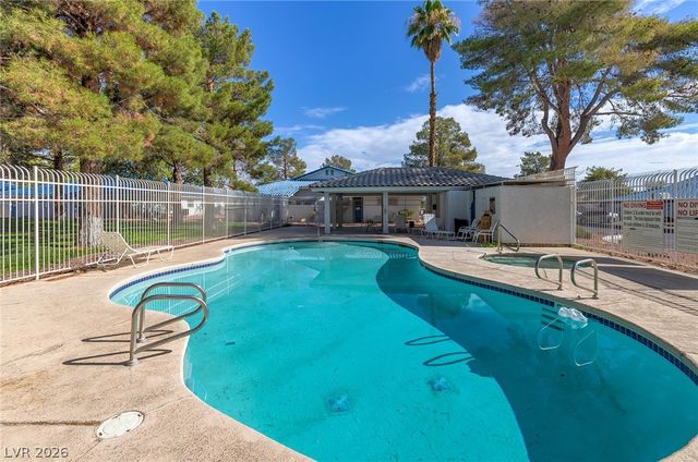 2140 Willowbury Drive C, Las Vegas, NV 89108