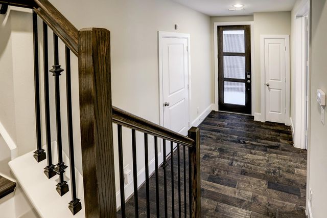 5457 Larkin Street, Houston, TX 77007