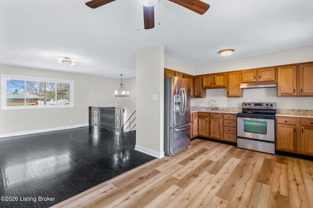 3316 E Indian Trail, Louisville, KY 40213