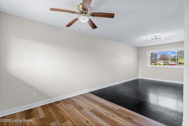 3316 E Indian Trail, Louisville, KY 40213