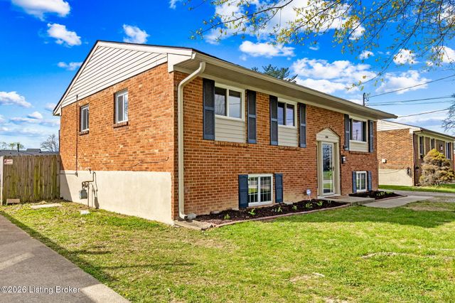 3316 E Indian Trail, Louisville, KY 40213