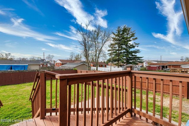 3316 E Indian Trail, Louisville, KY 40213