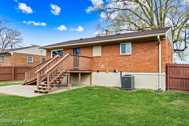 3316 E Indian Trail, Louisville, KY 40213