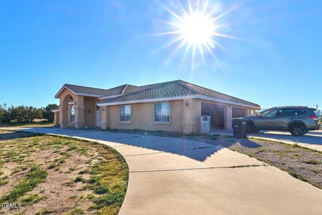 7176 Cataba Road, Oak Hills, CA 92344