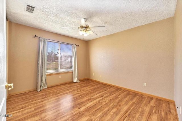 7176 Cataba Road, Oak Hills, CA 92344