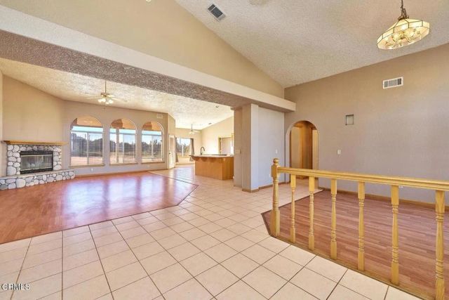 7176 Cataba Road, Oak Hills, CA 92344