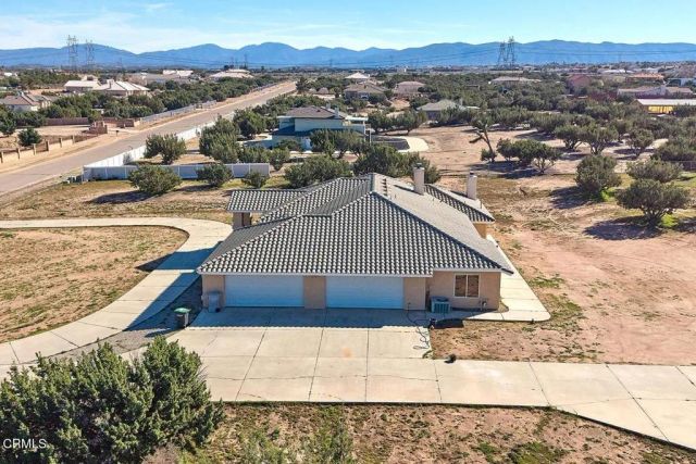 7176 Cataba Road, Oak Hills, CA 92344