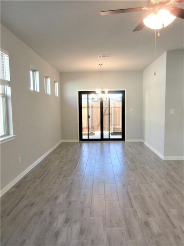 2224 Pecan Island DR, Leander, TX 78641