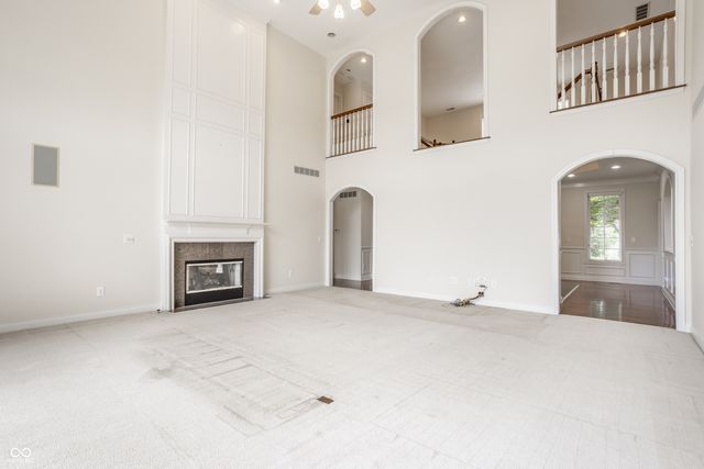 8039 Heyward Drive, Indianapolis, IN 46250