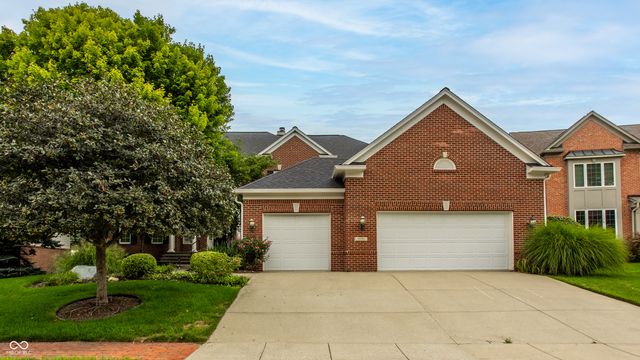 8039 Heyward Drive, Indianapolis, IN 46250