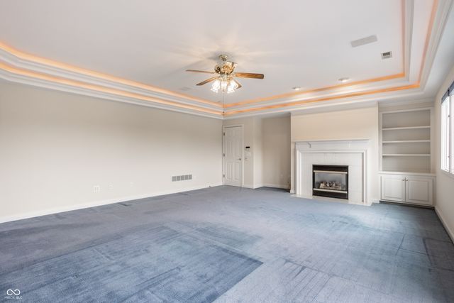 8039 Heyward Drive, Indianapolis, IN 46250