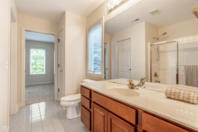 8039 Heyward Drive, Indianapolis, IN 46250