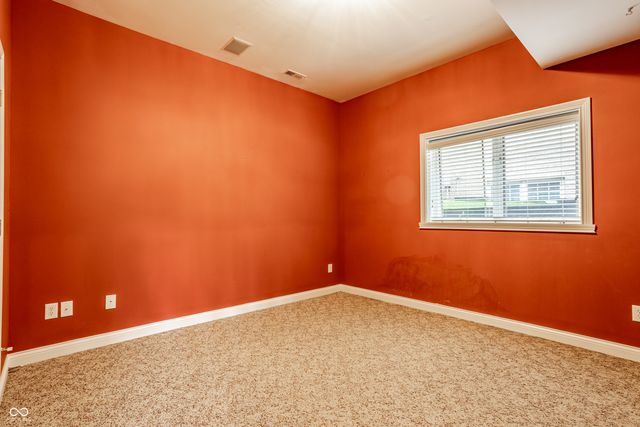 8039 Heyward Drive, Indianapolis, IN 46250